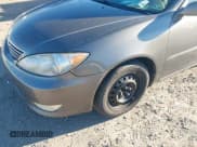 ✅ 2005 Toyota Camry XLE • VIN: 4T1BE30K15U571747 • Lot: 43733488. Listed on IAAI with 219,372 mi. Free auction sales archive from the USA and detailed vehicle history report at DreamBid. Image 6.