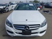 ✅ 2018 Mercedes-Benz C 300 • VIN: WDDWF4KB5JR319251 • Лот: 43263094. Опубликован ранее на IAAI с пробегом 103 109 миль. Бесплатный доступ к архиву аукционных продаж из США и подробный отчёт об истории автомобиля на DreamBid. Изображение 12.