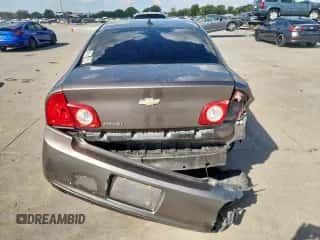 2012 Chevrolet Malibu 1LS z VIN 1G1ZB5E00CF159294, wystawiony jako Copart lot #84747615 z przebiegiem 140 673 mil mil oraz Szkoda całkowita • Salvage title. Historia ofert i sprzedaży dostępna na DreamBid. Obrazek 6.