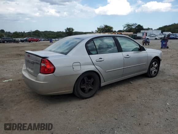 2006 Chevrolet Malibu LTZ с VIN 1G1ZU53846F183928, выставлен на аукционе Copart как лот 71655475 с пробегом 213 509 миль миль и Списание • Salvage title. История ставок и продаж доступна на DreamBid. Изображение 3.