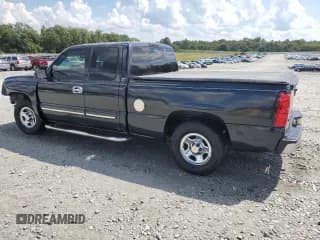 ✅ 2004 Chevrolet Silverado 1500 LS • VIN: 2GCEC19T941245969 • Лот: 69174254. Опубликован ранее на Copart с пробегом 281 962 миль. Бесплатный доступ к архиву аукционных продаж из США и подробный отчёт об истории автомобиля на DreamBid. Изображение 2.