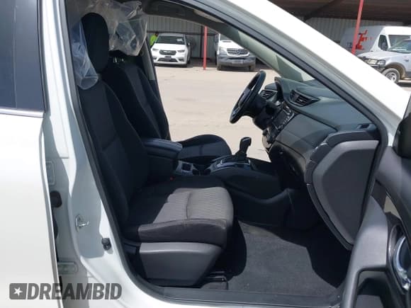 ✅ 2019 Nissan Rogue SV • VIN: JN8AT2MT4KW264922 • Лот: 42628726. Опубликован ранее на IAAI с пробегом 256 557 миль. Бесплатный доступ к архиву аукционных продаж из США и подробный отчёт об истории автомобиля на DreamBid. Изображение 5.