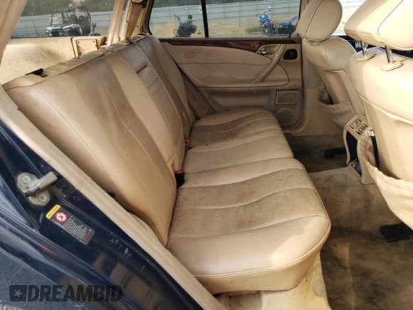 ✅ 2001 Mercedes-Benz E 320 • VIN: WDBJH65JX1B387291 • Лот: 79756824. Опубликован ранее на Copart с пробегом 261 205 миль. Бесплатный доступ к архиву аукционных продаж из США и подробный отчёт об истории автомобиля на DreamBid. Изображение 11.