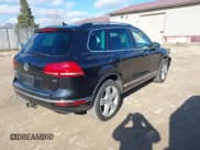 ✅ 2016 Volkswagen Touareg Lux • VIN: WVGEF9BP4GD001508 • Lot: 41850994. Wystawiony na IAAI z przebiegiem 63 355 mil. Bezpłatny archiwum sprzedaży aukcyjnych z USA i szczegółowy raport historii pojazdu na DreamBid. Zdjęcie 4.