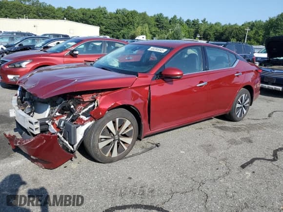✅ 2020 Nissan Altima SV • VIN: 1N4BL4DW3LC210185 • Lot: 68285045. Wystawiony na Copart z przebiegiem 61 687 mil. Bezpłatny archiwum sprzedaży aukcyjnych z USA i szczegółowy raport historii pojazdu na DreamBid. Zdjęcie 1.