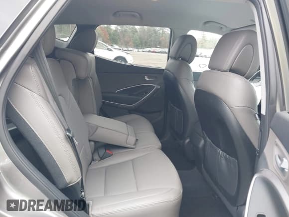 ✅ 2015 Hyundai Santa Fe • VIN: 5XYZUDLB9FG287728 • Лот: 43578765. Опубликован ранее на IAAI с пробегом 45 459 миль. Бесплатный доступ к архиву аукционных продаж из США и подробный отчёт об истории автомобиля на DreamBid. Изображение 8.