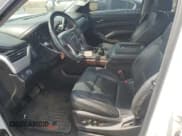 ✅ 2015 GMC Yukon XL SLT • VIN: 1GKS1HKC6FR731164 • Lot: 85539375. Listed on Copart with 144,406 mi. Free auction sales archive from the USA and detailed vehicle history report at DreamBid. Image 7.