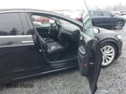 ✅ 2016 Tesla Model X 70D • VIN: 5YJXCAE21GF008741 • Lot: 43802873. Wystawiony na IAAI z przebiegiem 85 796 mil. Bezpłatny archiwum sprzedaży aukcyjnych z USA i szczegółowy raport historii pojazdu na DreamBid. Zdjęcie 5.