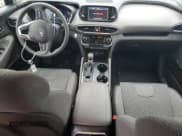 ✅ 2020 Hyundai Santa Fe SEL • VIN: 5NMS3CAD9LH193126 • Lot: 77646923. Wystawiony na Copart z przebiegiem 35 555 mil. Bezpłatny archiwum sprzedaży aukcyjnych z USA i szczegółowy raport historii pojazdu na DreamBid. Zdjęcie 8.