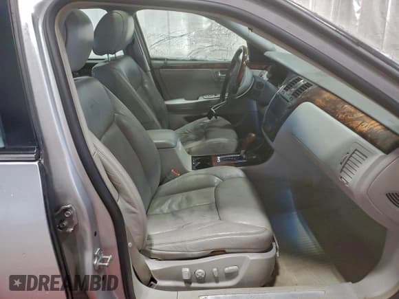 ✅ 2011 Cadillac DTS Premium Collection • VIN: 1G6KH5E64BU136481 • Lot: 94656915. Listed on Copart with 132,401 mi. Free auction sales archive from the USA and detailed vehicle history report at DreamBid. Image 7.