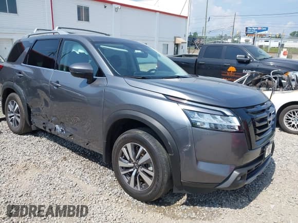 ✅ 2023 Nissan Pathfinder SL • VIN: 5N1DR3CC6PC241466 • Лот: 42580785. Опубликован ранее на IAAI с пробегом 12 997 миль. Бесплатный доступ к архиву аукционных продаж из США и подробный отчёт об истории автомобиля на DreamBid. Изображение 1.