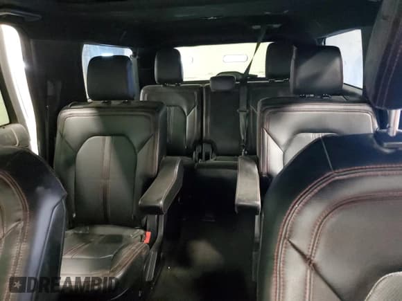 ✅ 2020 Ford Expedition Max Limited • VIN: 1FMJK2AT2LEA18764 • Lot: 65625405. Wystawiony na Copart z przebiegiem 93 155 mil. Bezpłatny archiwum sprzedaży aukcyjnych z USA i szczegółowy raport historii pojazdu na DreamBid. Zdjęcie 10.