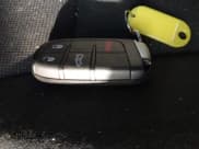 ✅ 2019 Dodge Charger Police • VIN: 2C3CDXAT0KH688698 • Lot: 42090480. Wystawiony na IAAI z przebiegiem 49 151 mil. Bezpłatny archiwum sprzedaży aukcyjnych z USA i szczegółowy raport historii pojazdu na DreamBid. Zdjęcie 11.