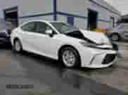 2025 Toyota Camry LE with VIN 4T1DAACK1SU137909, listed as a Copart auction lot 84467265 with 16,362 mi miles and Salvage title. Bid and sale history available at DreamBid. Image 4.