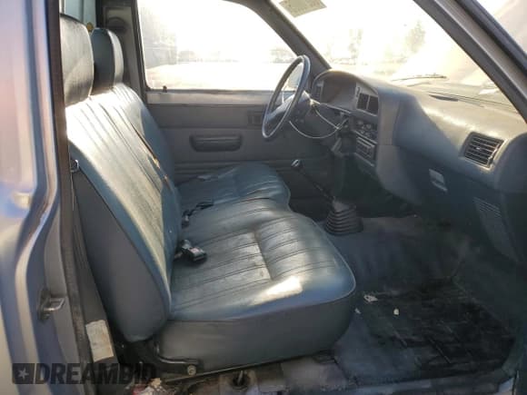 ✅ 1991 Toyota Pickup • VIN: JT4RN81A5M0081811 • Лот: 80210005. Опубликован ранее на Copart с пробегом 195 437 миль. Бесплатный доступ к архиву аукционных продаж из США и подробный отчёт об истории автомобиля на DreamBid. Изображение 10.