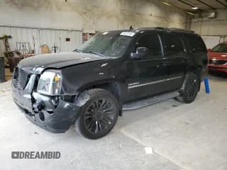 ✅ 2011 GMC Yukon Denali • VIN: 1GKS2EEF8BR181820 • Lot: 90120185. Listed on Copart with 206,710 mi. Free auction sales archive from the USA and detailed vehicle history report at DreamBid. Image 1.