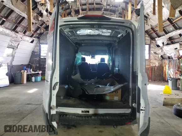 ✅ 2023 Ford Transit Cargo • VIN: 1FTBR2C87PKB12515 • Lot: 58377515. Wystawiony na Copart z przebiegiem 52 928 mil. Bezpłatny archiwum sprzedaży aukcyjnych z USA i szczegółowy raport historii pojazdu na DreamBid. Zdjęcie 10.