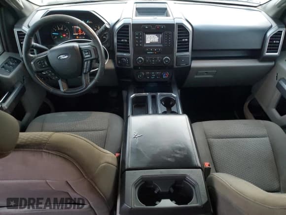 ✅ 2018 Ford F-150 Lariat • VIN: 1FTEW1E50JKE18031 • Lot: 89826085. Listed on Copart with 84,743 mi. Free auction sales archive from the USA and detailed vehicle history report at DreamBid. Image 8.