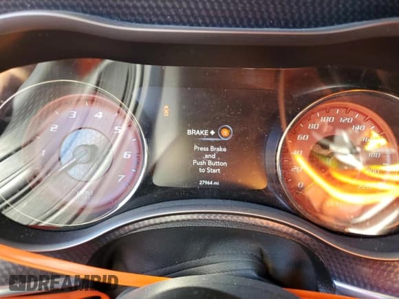 ✅ 2021 Dodge Charger SRT Hellcat Widebody • VIN: 2C3CDXL9XMH645491 • Лот: 86383284. Опубликован ранее на Copart с пробегом 27 964 миль. Бесплатный доступ к архиву аукционных продаж из США и подробный отчёт об истории автомобиля на DreamBid. Изображение 9.