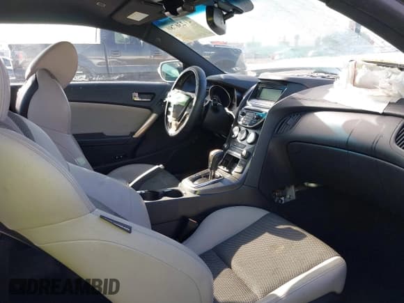 ✅ 2015 Hyundai Genesis Coupe 3.8L Base • VIN: KMHHT6KJXFU125409 • Lot: 41236780. Wystawiony na IAAI z przebiegiem Nie podano. Bezpłatny archiwum sprzedaży aukcyjnych z USA i szczegółowy raport historii pojazdu na DreamBid. Zdjęcie 5.