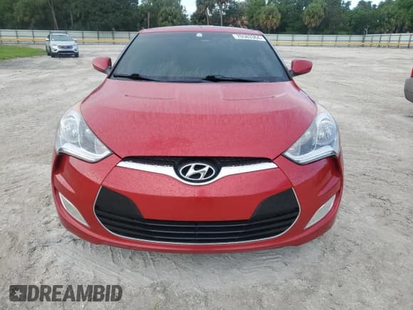 ✅ 2016 Hyundai Veloster • VIN: KMHTC6AD0GU299870 • Lot: 70583364. Wystawiony na Copart z przebiegiem 146 896 mil. Bezpłatny archiwum sprzedaży aukcyjnych z USA i szczegółowy raport historii pojazdu na DreamBid. Zdjęcie 5.