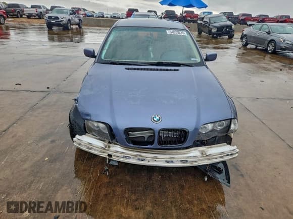 ✅ 2000 BMW 3 Series 323i • VIN: WBAAM3341YCD57688 • Lot: 94039235. Wystawiony na Copart z przebiegiem 130 335 mil. Bezpłatny archiwum sprzedaży aukcyjnych z USA i szczegółowy raport historii pojazdu na DreamBid. Zdjęcie 5.
