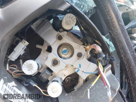 ✅ 2013 Ram 2500 Laramie • VIN: 3C6UR5FL2DG584612 • Lot: 41007044. Wystawiony na IAAI z przebiegiem Nie podano. Bezpłatny archiwum sprzedaży aukcyjnych z USA i szczegółowy raport historii pojazdu na DreamBid. Zdjęcie 15.