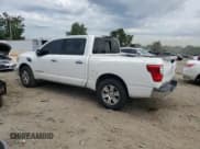 ✅ 2017 Nissan Titan S • VIN: 1N6AA1EKXHN536063 • Lot: 70428415. Wystawiony na Copart z przebiegiem 165 525 mil. Bezpłatny archiwum sprzedaży aukcyjnych z USA i szczegółowy raport historii pojazdu na DreamBid. Zdjęcie 2.