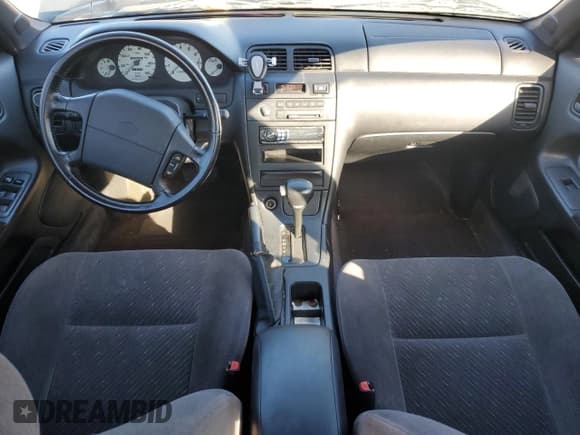 ✅ 1996 Nissan Maxima GXE • VIN: JN1CA21D3TT724892 • Lot: 85563895. Listed on Copart with 275,137 mi. Free auction sales archive from the USA and detailed vehicle history report at DreamBid. Image 8.