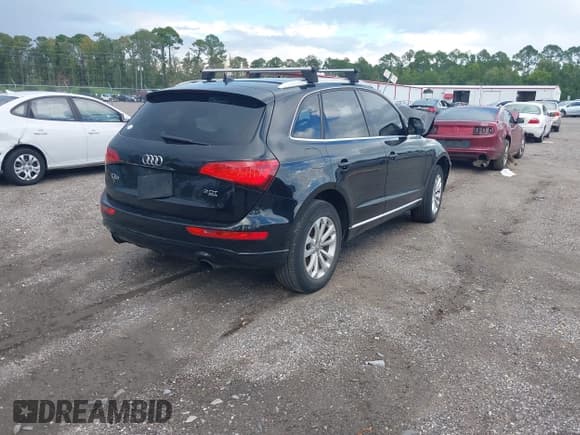 ✅ 2014 Audi Q5 Premium • VIN: WA1CFAFP1EA097100 • Lot: 43004248. Listed on IAAI with 154,372 mi. Free auction sales archive from the USA and detailed vehicle history report at DreamBid. Image 4.