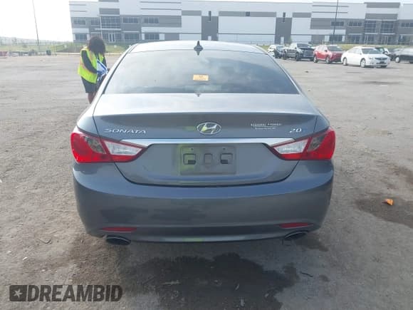 ✅ 2012 Hyundai Sonata 2.0T Limited w/Wine Int • VIN: 5NPEC4AB5CH420235 • Lot: 43513552. Listed on IAAI with 61,782 mi. Free auction sales archive from the USA and detailed vehicle history report at DreamBid. Image 13.