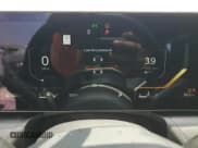 ✅ 2025 Kia K4 GT-Line • VIN: 3KPFW4DE6SE150808 • Lot: 65507405. Wystawiony na Copart z przebiegiem 963 mil. Bezpłatny archiwum sprzedaży aukcyjnych z USA i szczegółowy raport historii pojazdu na DreamBid. Zdjęcie 9.