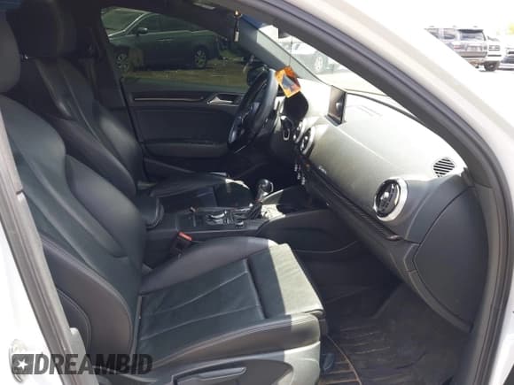 ✅ 2020 Audi S3 S line Premium • VIN: WAUB1GFF7LA017660 • Lot: 42618231. Listed on IAAI with 47,581 mi. Free auction sales archive from the USA and detailed vehicle history report at DreamBid. Image 5.