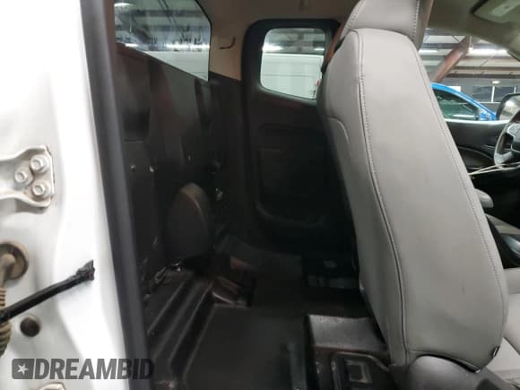 ✅ 2020 Chevrolet Colorado 4WD Work Truck • VIN: 1GCHTBEA4L1238732 • Lot: 93507105. Wystawiony na Copart z przebiegiem 137 379 mil. Bezpłatny archiwum sprzedaży aukcyjnych z USA i szczegółowy raport historii pojazdu na DreamBid. Zdjęcie 10.