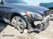 ✅ 2018 Mercedes-Benz C 350e • VIN: 55SWF4HB8JU270326 • Lot: 42899561. Listed on IAAI with 81,258 mi. Free auction sales archive from the USA and detailed vehicle history report at DreamBid. Image 18.