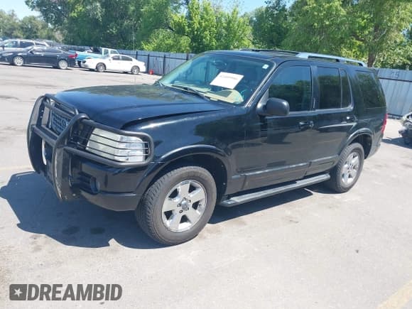✅ 2004 Ford Explorer Limited • VIN: 1FMDU75K84UC06508 • Lot: 42409986. Wystawiony na IAAI z przebiegiem 208 924 mil. Bezpłatny archiwum sprzedaży aukcyjnych z USA i szczegółowy raport historii pojazdu na DreamBid. Zdjęcie 2.