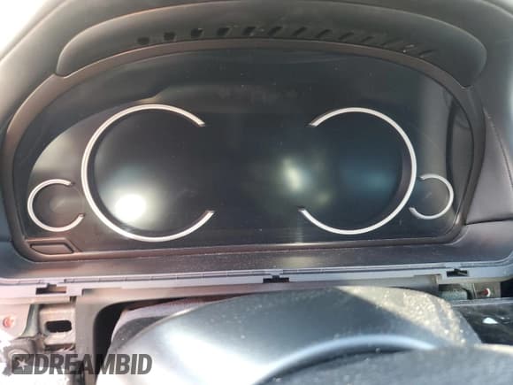 ✅ 2014 BMW 7 Series 750i • VIN: WBAYA8C5XED228235 • Lot: 85604144. Wystawiony na Copart z przebiegiem Nie podano. Bezpłatny archiwum sprzedaży aukcyjnych z USA i szczegółowy raport historii pojazdu na DreamBid. Zdjęcie 9.