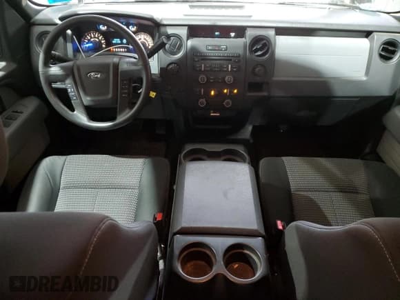 ✅ 2014 Ford F-150 XL • VIN: 1FTFX1EF7EFB54220 • Lot: 80505425. Wystawiony na Copart z przebiegiem 104 121 mil. Bezpłatny archiwum sprzedaży aukcyjnych z USA i szczegółowy raport historii pojazdu na DreamBid. Zdjęcie 8.