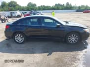 ✅ 2013 Chrysler 200 Touring • VIN: 1C3CCBBB5DN721720 • Лот: 42984236. Опубликован ранее на IAAI с пробегом 147 244 миль. Бесплатный доступ к архиву аукционных продаж из США и подробный отчёт об истории автомобиля на DreamBid. Изображение 13.