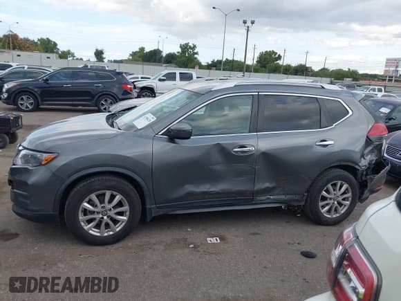 ✅ 2017 Nissan Rogue S • VIN: JN8AT2MT4HW133059 • Lot: 43300428. Listed on IAAI with 124,849 mi. Free auction sales archive from the USA and detailed vehicle history report at DreamBid. Image 14.