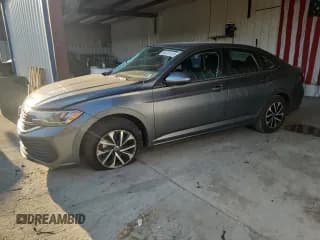 ✅ 2023 Volkswagen Jetta S • VIN: 3VW4M7BU9PM010609 • Lot: 66281415. Wystawiony na Copart z przebiegiem 41 612 mil. Bezpłatny archiwum sprzedaży aukcyjnych z USA i szczegółowy raport historii pojazdu na DreamBid. Zdjęcie 1.