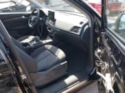 ✅ 2023 Audi Q5 Premium • VIN: WA1ABAFY8P2189281 • Лот: 42518137. Опубликован ранее на IAAI с пробегом 10 558 миль. Бесплатный доступ к архиву аукционных продаж из США и подробный отчёт об истории автомобиля на DreamBid. Изображение 5.