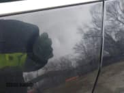 ✅ 2015 Volvo V60 • VIN: YV1902SS9F1227783 • Лот: 41633737. Опубликован ранее на IAAI с пробегом 141 791 миль. Бесплатный доступ к архиву аукционных продаж из США и подробный отчёт об истории автомобиля на DreamBid. Изображение 21.