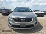 ✅ 2018 Kia Sorento LX • VIN: 5XYPGDA33JG354035 • Lot: 67216475. Wystawiony na Copart z przebiegiem 112 688 mil. Bezpłatny archiwum sprzedaży aukcyjnych z USA i szczegółowy raport historii pojazdu na DreamBid. Zdjęcie 5.