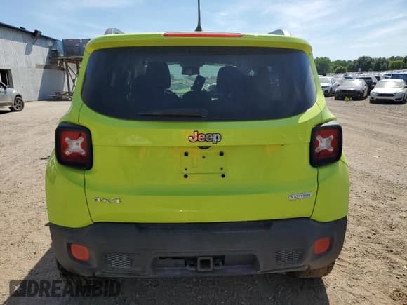 ✅ 2017 Jeep Renegade Latitude • VIN: ZACCJBBB1HPG49932 • Lot: 65425905. Wystawiony na Copart z przebiegiem 67 351 mil. Bezpłatny archiwum sprzedaży aukcyjnych z USA i szczegółowy raport historii pojazdu na DreamBid. Zdjęcie 6.