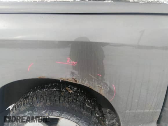 2010 Dodge 1500 Sport z VIN 1D7RV1CT2AS104134, wystawiony jako IAAI lot #41628600 z przebiegiem 110 921 mil mil oraz . Historia ofert i sprzedaży dostępna na DreamBid. Obrazek 17.