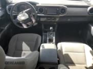 ✅ 2019 Toyota Tacoma SR • VIN: 5TFAX5GN7KX139938 • Лот: 86893115. Опубликован ранее на Copart с пробегом 74 070 миль. Бесплатный доступ к архиву аукционных продаж из США и подробный отчёт об истории автомобиля на DreamBid. Изображение 8.