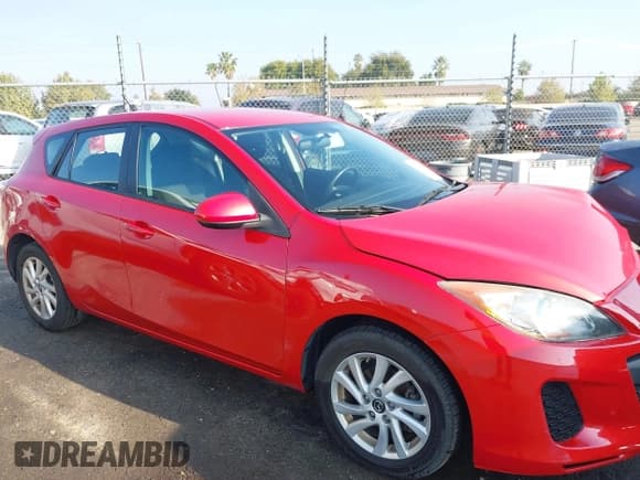 ✅ 2013 Mazda 3 i Touring • VIN: JM1BL1LP9D1761284 • Лот: 43514759. Опубликован ранее на IAAI с пробегом 220 132 миль. Бесплатный доступ к архиву аукционных продаж из США и подробный отчёт об истории автомобиля на DreamBid. Изображение 13.