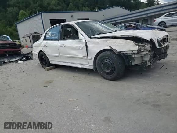 2005 Hyundai Sonata GL with VIN KMHWF25S25A130227, listed as a Copart auction lot 69933705 with 149,478 mi miles and Salvage title. Bid and sale history available at DreamBid. Image 13.