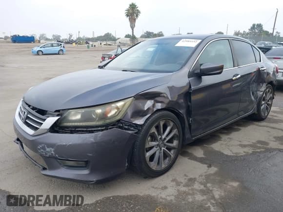 ✅ 2015 Honda Accord Sport • VIN: 1HGCR2F52FA115222 • Lot: 42989552. Listed on IAAI with 155,161 mi. Free auction sales archive from the USA and detailed vehicle history report at DreamBid. Image 2.